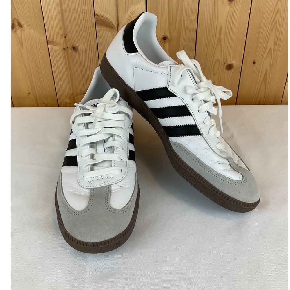 Men's Adidas Samba Shoes, Size 10.5 - White/Black
